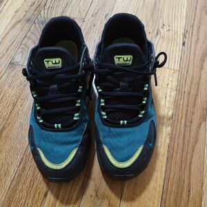 Nike Black and Green Sneakers